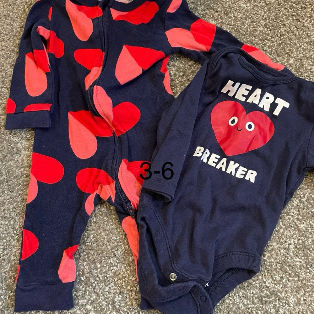 Heart Print Baby Onesie Set